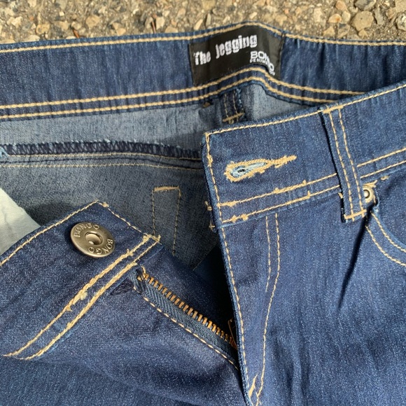 NEW Super Skinny Dark Wash Jeggings - Picture 3 of 6